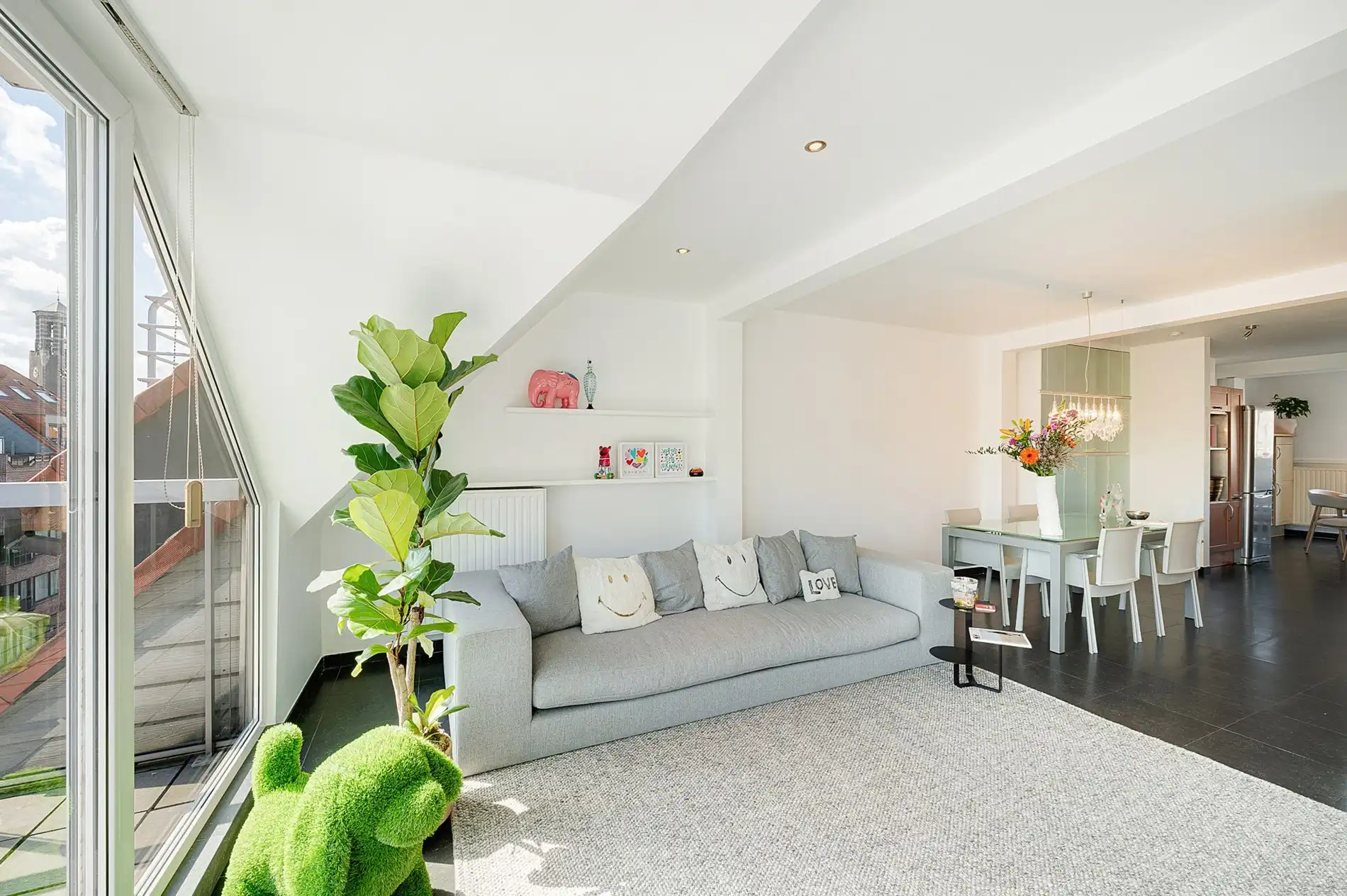 Ruim duplex appartement met zonnige terrassen in hartje Knokke foto 6