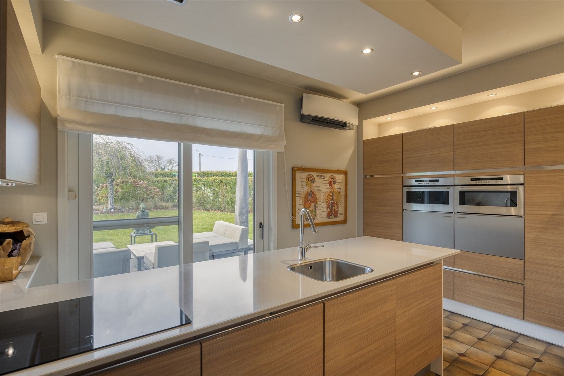  Zeer goed onderhouden villa op toplocatie in Mollem foto 7