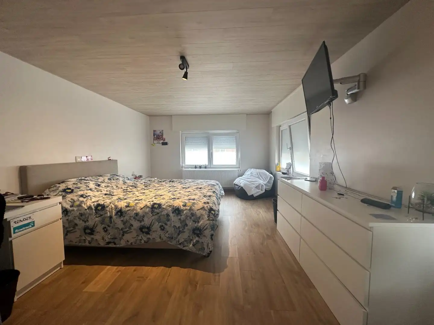 Verrassend ruime woning met 3 ruime slaapkamers en garage foto 6