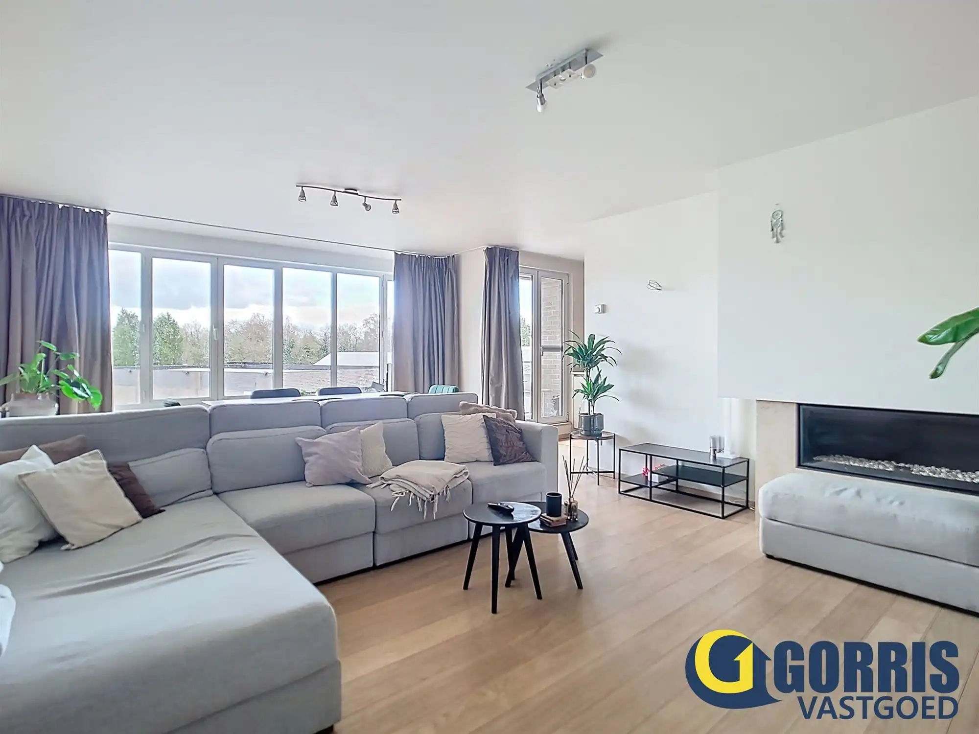 Prachtig appartement met 2 slaapkamers foto 2