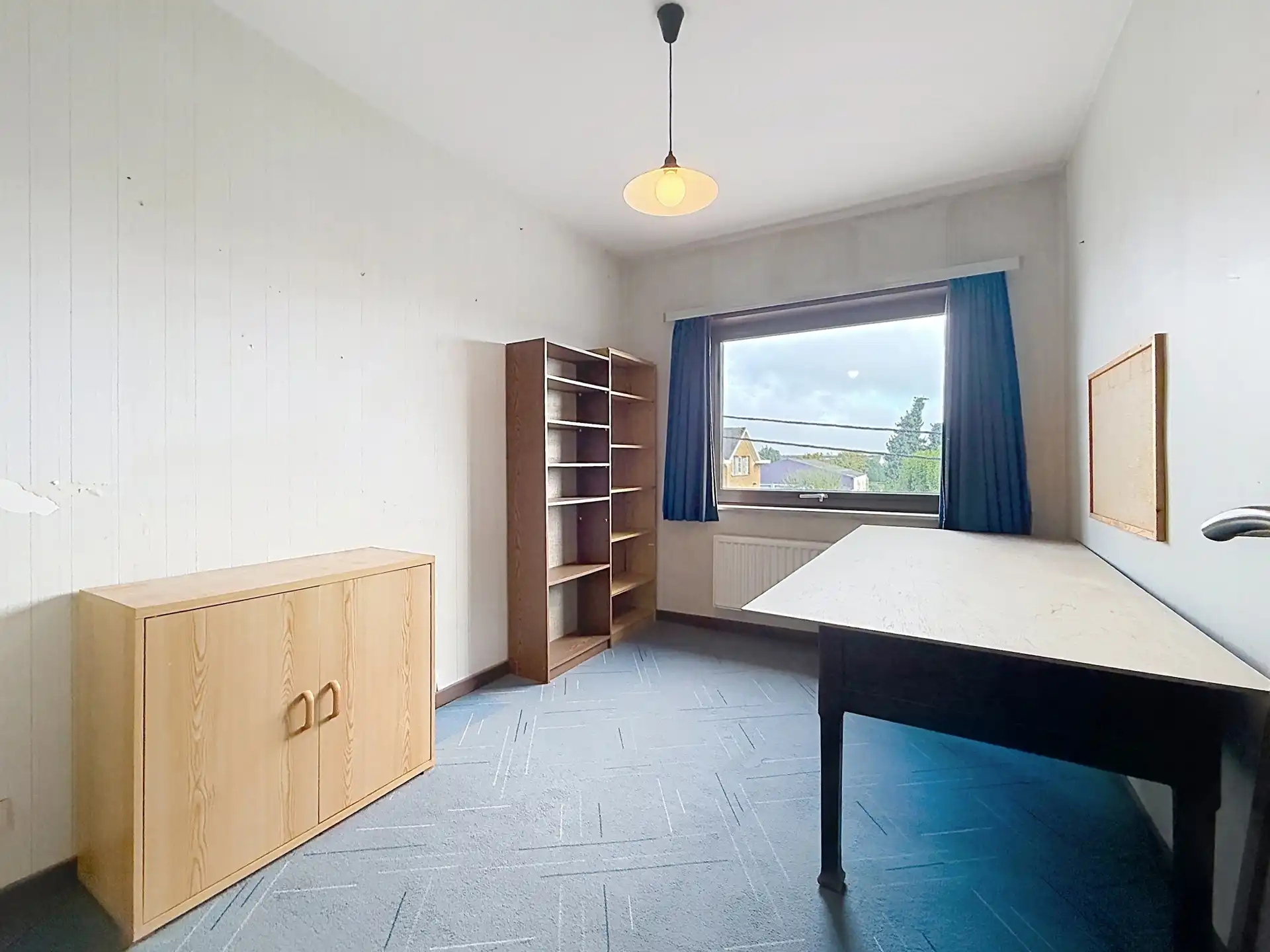 Ruime bel-etagewoning met 3 slaapkamers, dubbele garage en zonnige tuin in Dilbeek! foto 16