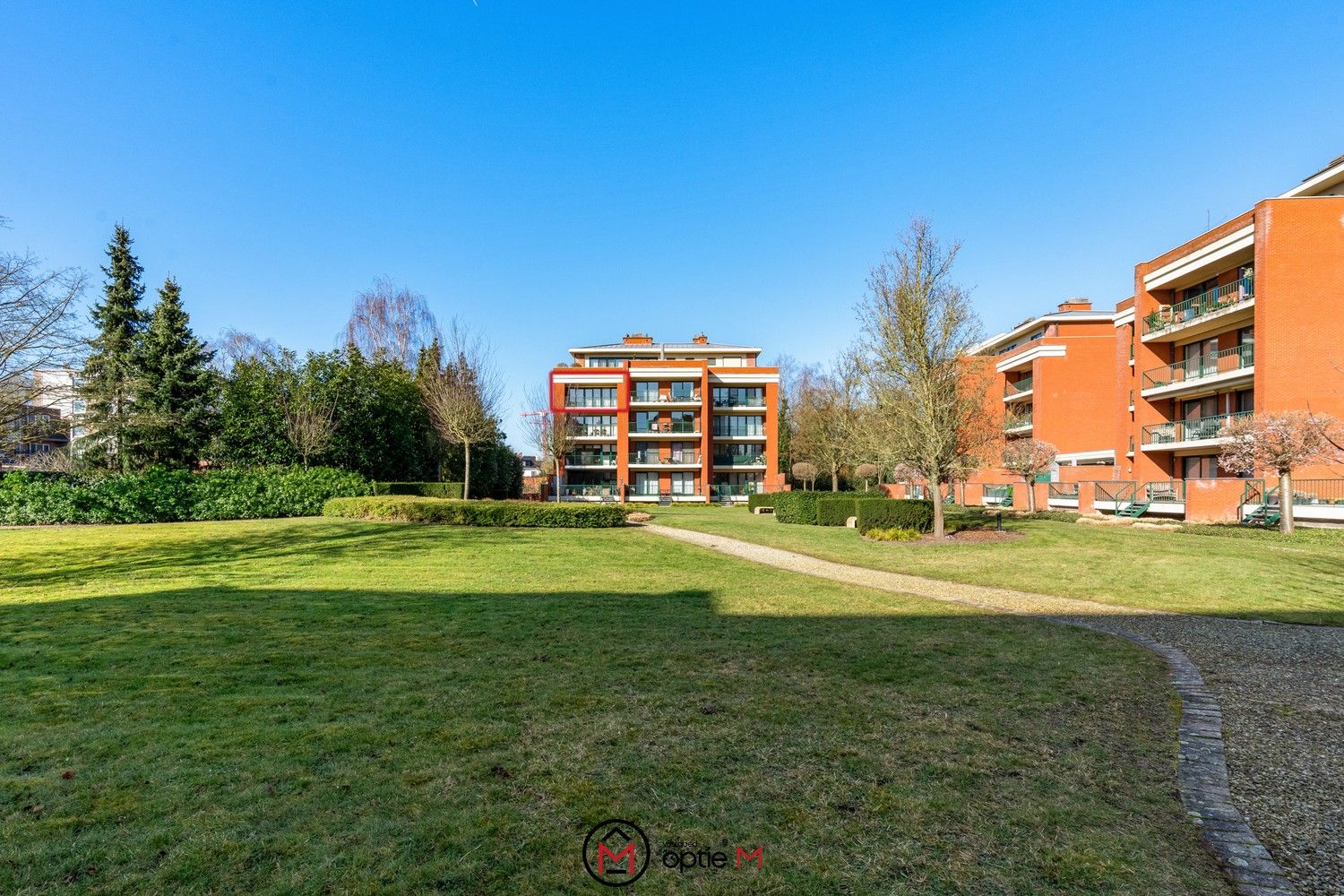 Mooi gelegen energiezuinig appartement met zicht op groen. foto {{pictureIndex}}