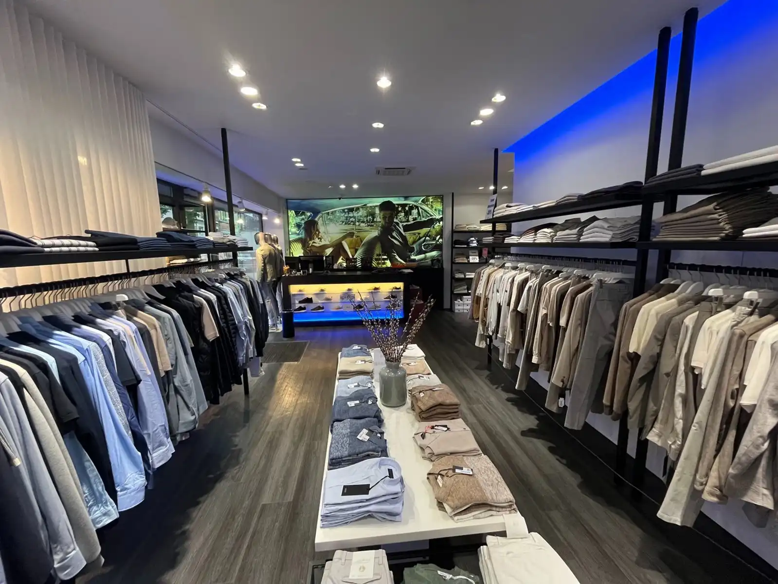 Exclusieve handelsruimte te huur in het hart van Hasselt foto 6