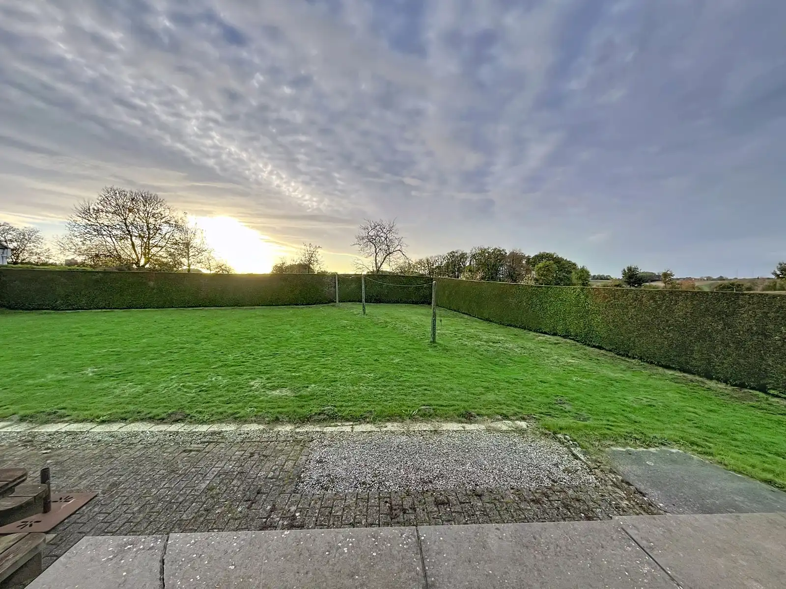 Vrijstaande woning met tuin / 3 slpks en toplocatie  foto 2