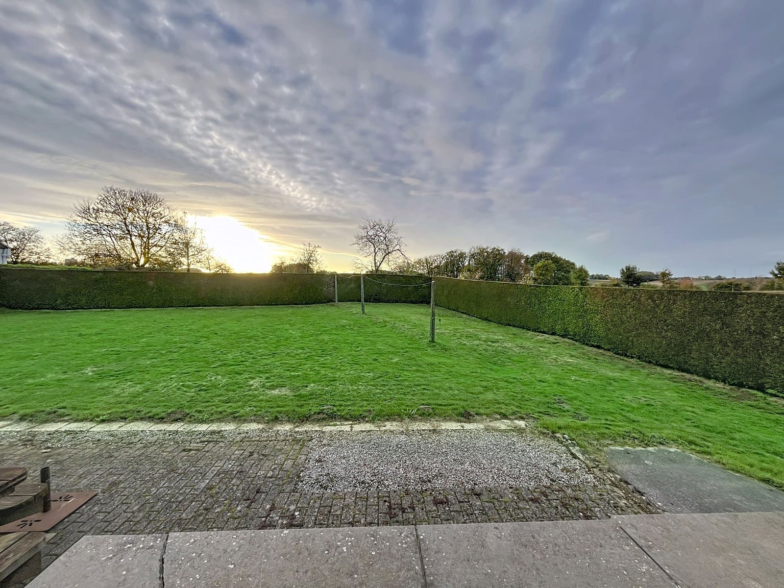 Vrijstaande woning met tuin / 3 slpks en toplocatie  foto 2