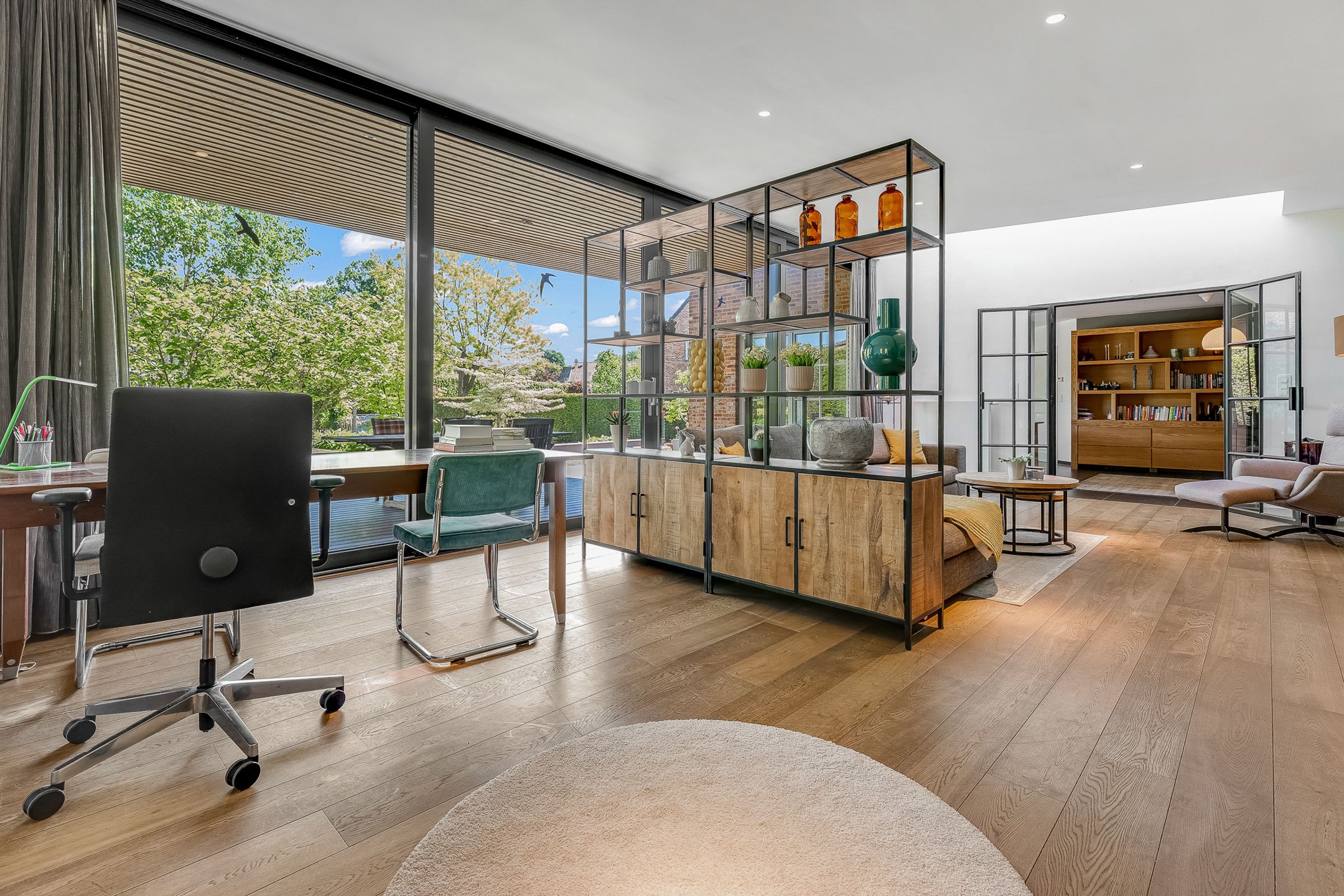 Instapklare woning met tuingerichte aanbouw foto 6