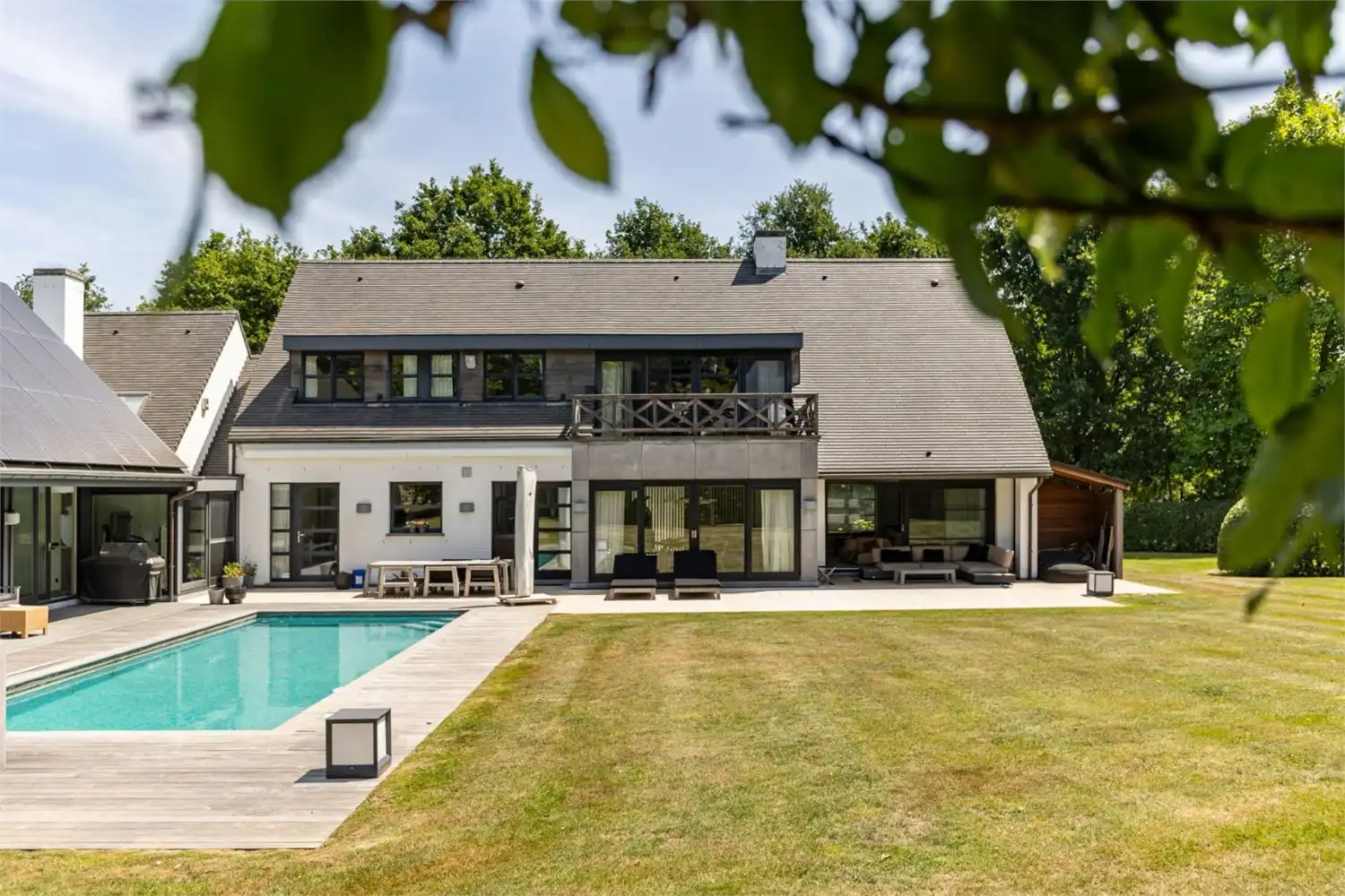 PRACHTIGE LUXEVILLA VERSCHOLEN IN HET PRIVÉDOMEIN ‘VLIERINGENPARK’ foto 2