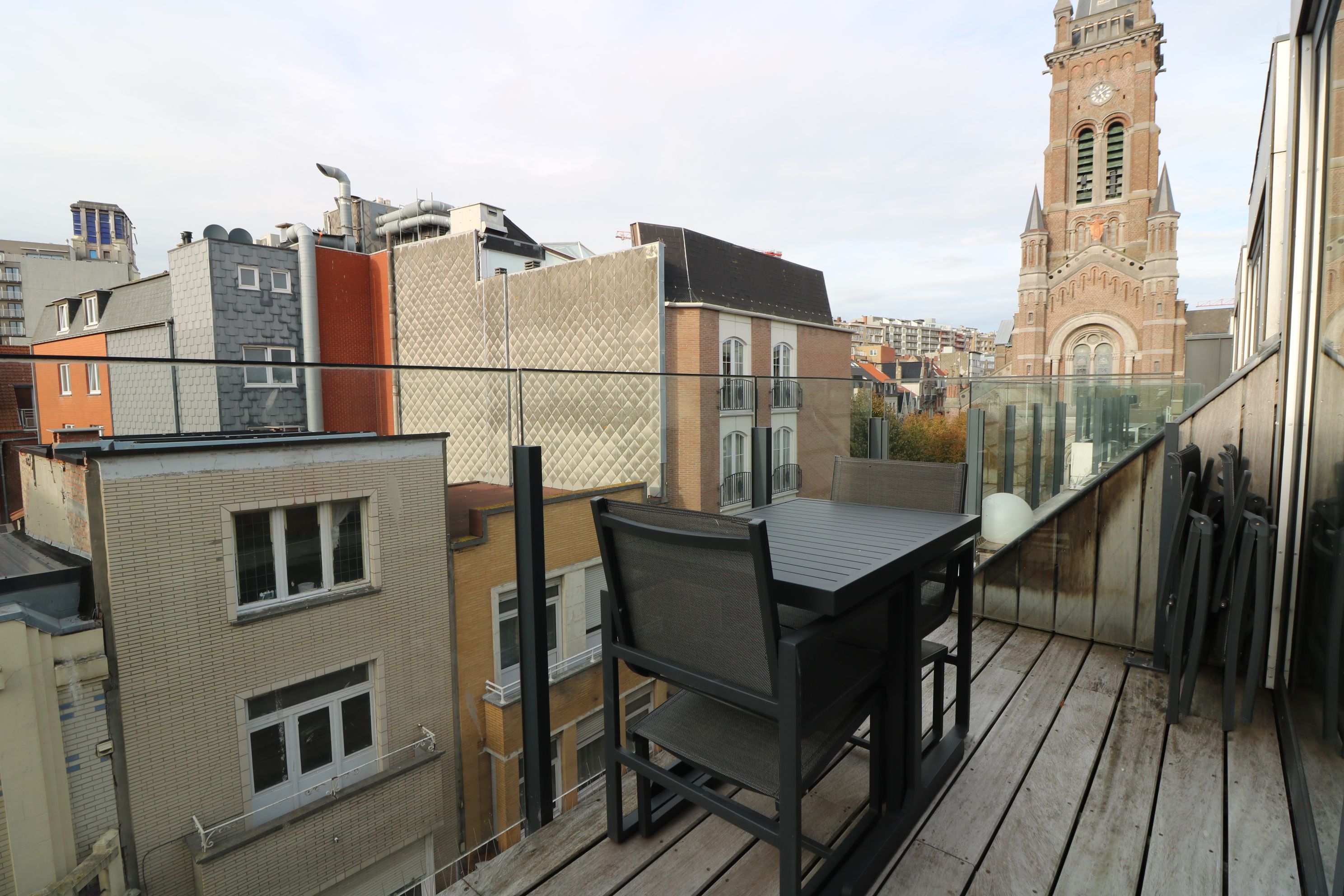 Recent duplexappartement met één slaapkamer foto 10
