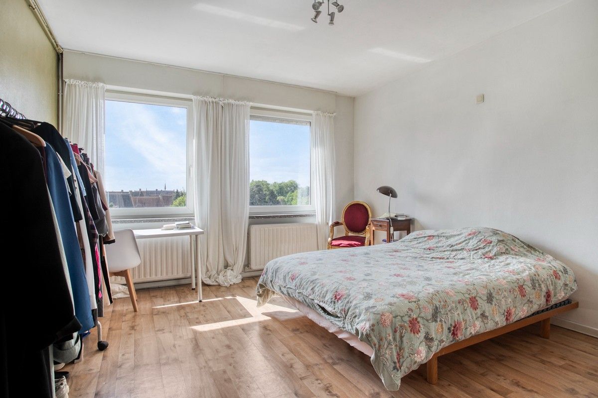 Zeer ruim appartement op wandelafstand van het centrum en station Gent-Dampoort foto 7