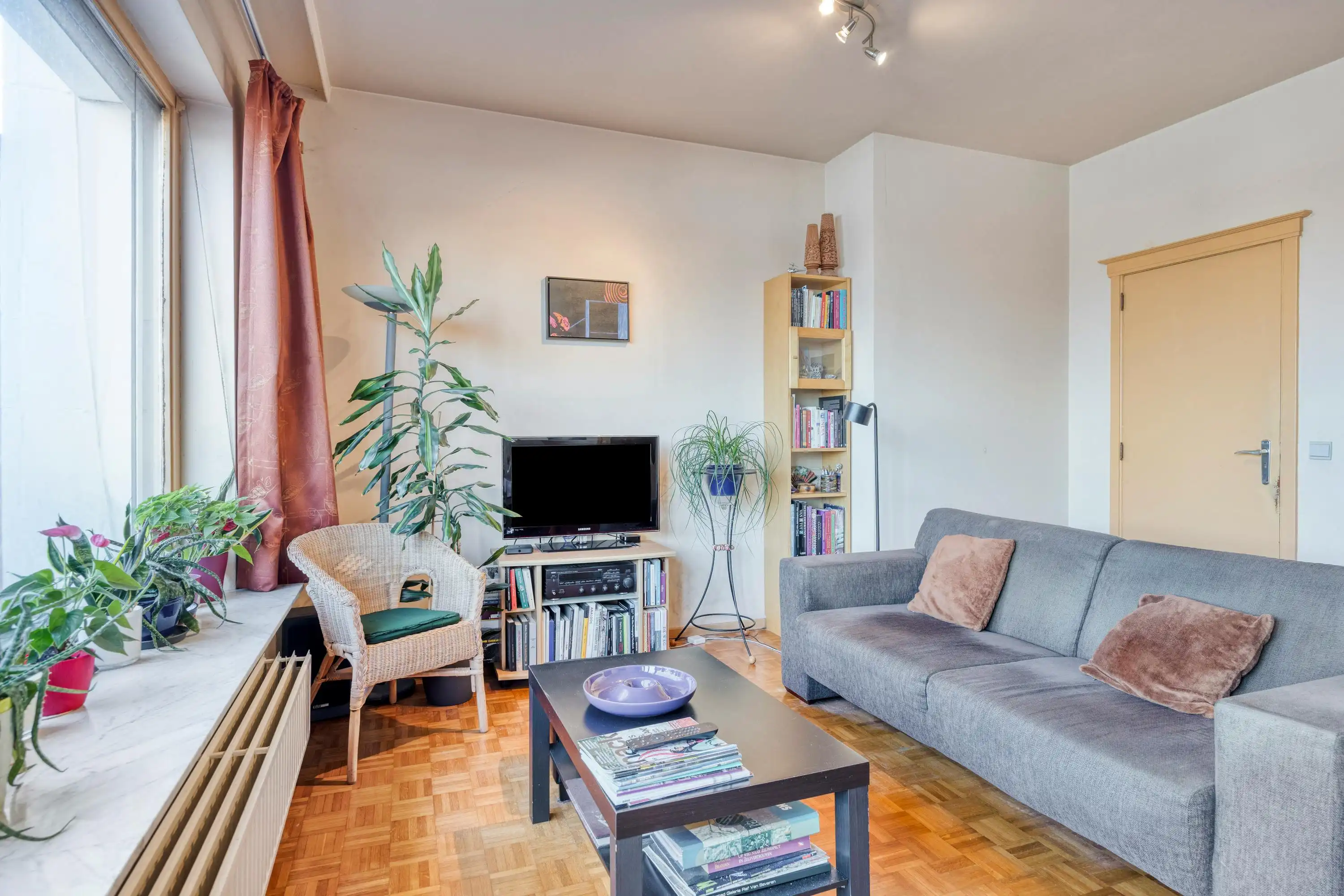 Twee slpk appartement met ruim terras te koop in Antwerpen foto 5