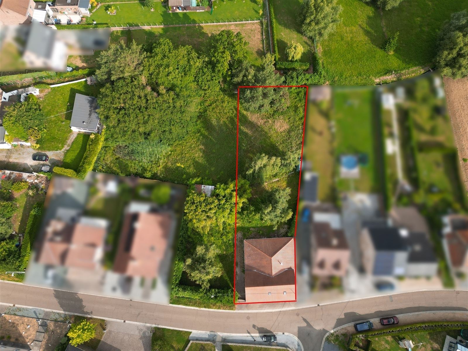 deels gerenoveerde woning met tuin op 12are34 foto 2