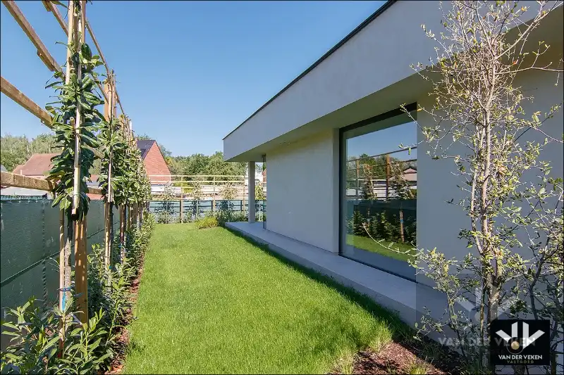 LUXUEUZE VILLA OB OP FIETSAFSTAND VAN HASSELT-CENTRUM foto 19