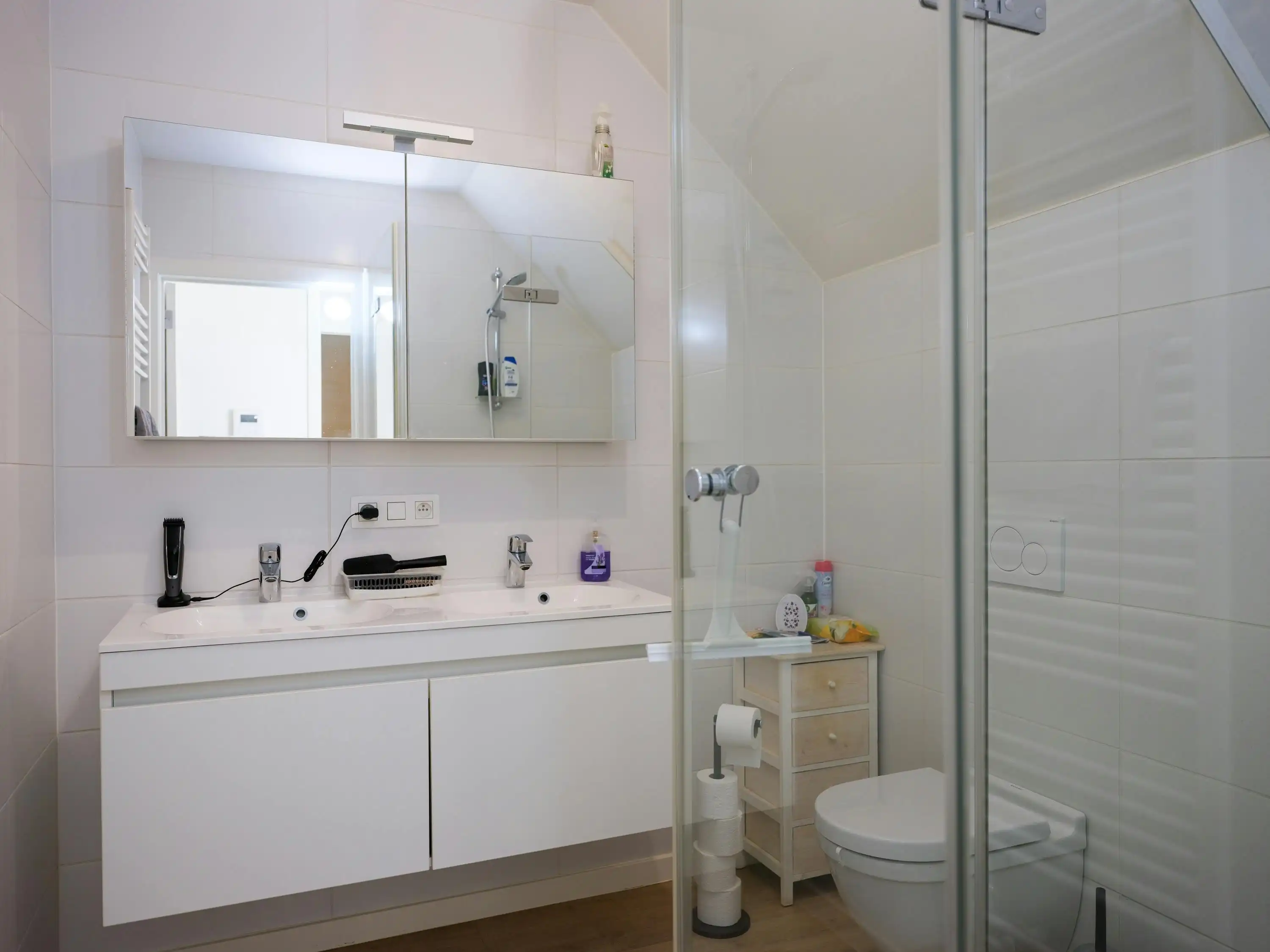 Instapklaar handelspand met woonst te koop op de Boelare in Eeklo foto 17