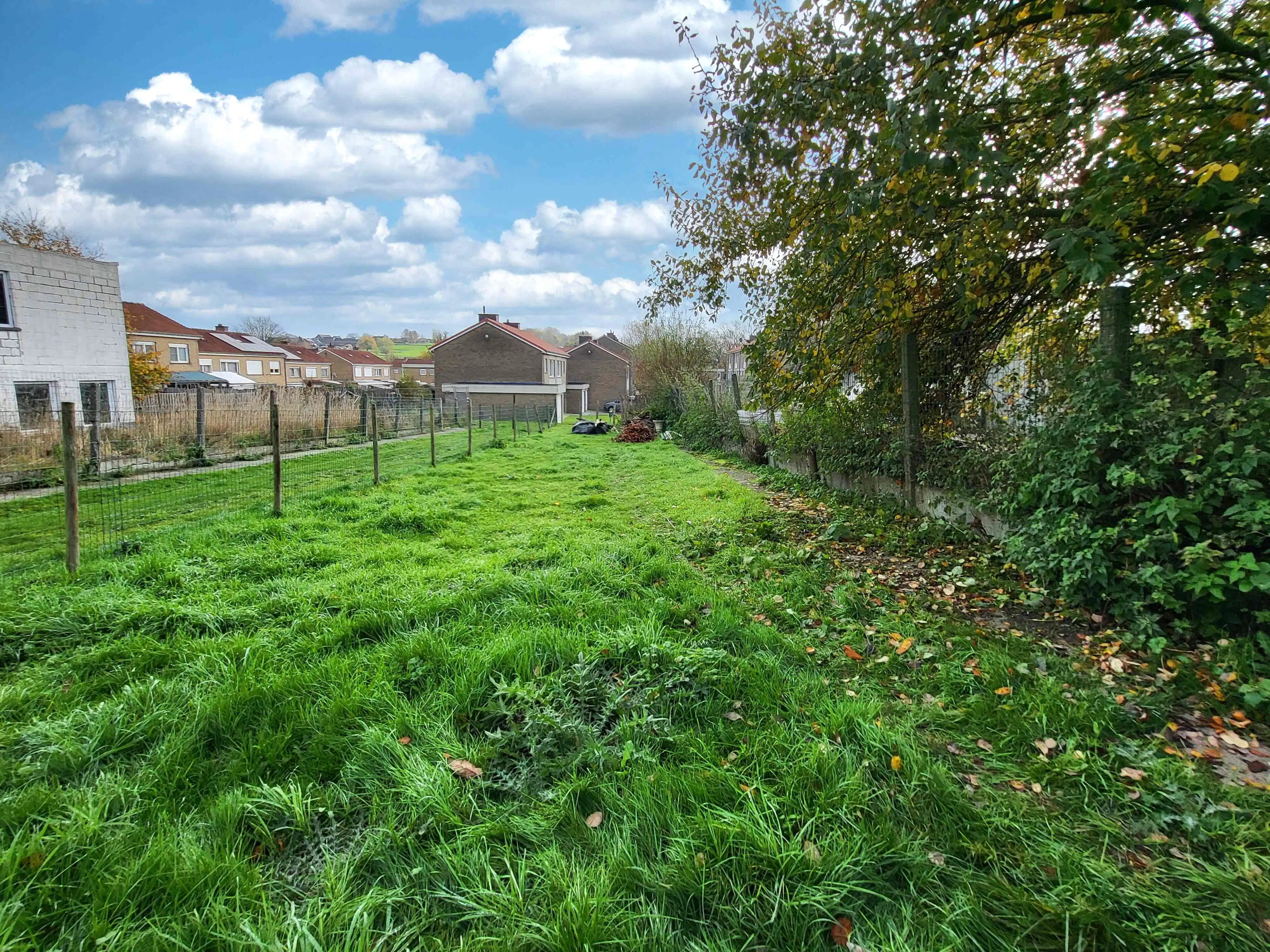 Deze volledig totaal gerenoveerde woning (2024–2025) combineert hedendaags comfort met een hoogwaardige afwerking en biedt maar liefst 5 ruime slaapkamers.  foto 4