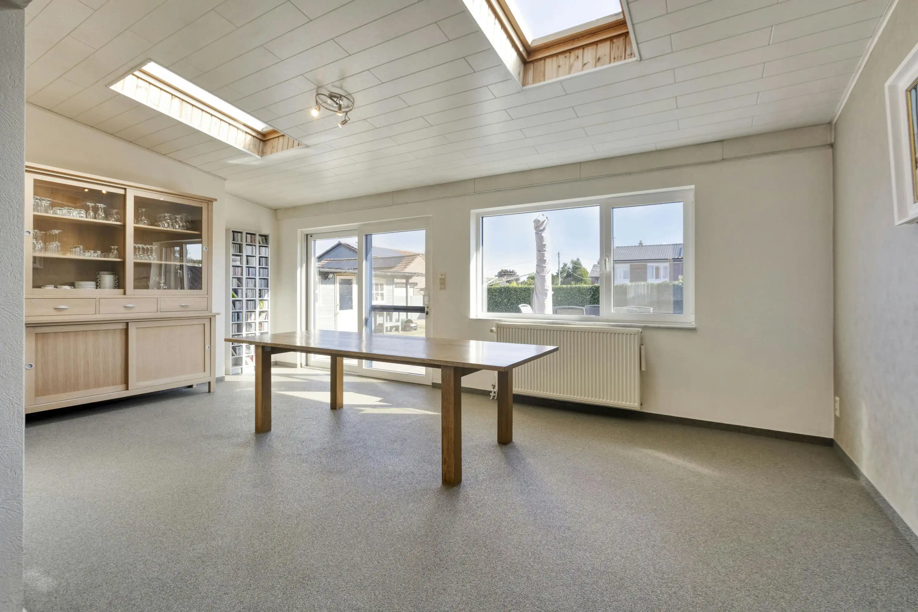 Instapklare gezinswoning met 5 slaapkamers en tuin te Diepenbeek foto 8