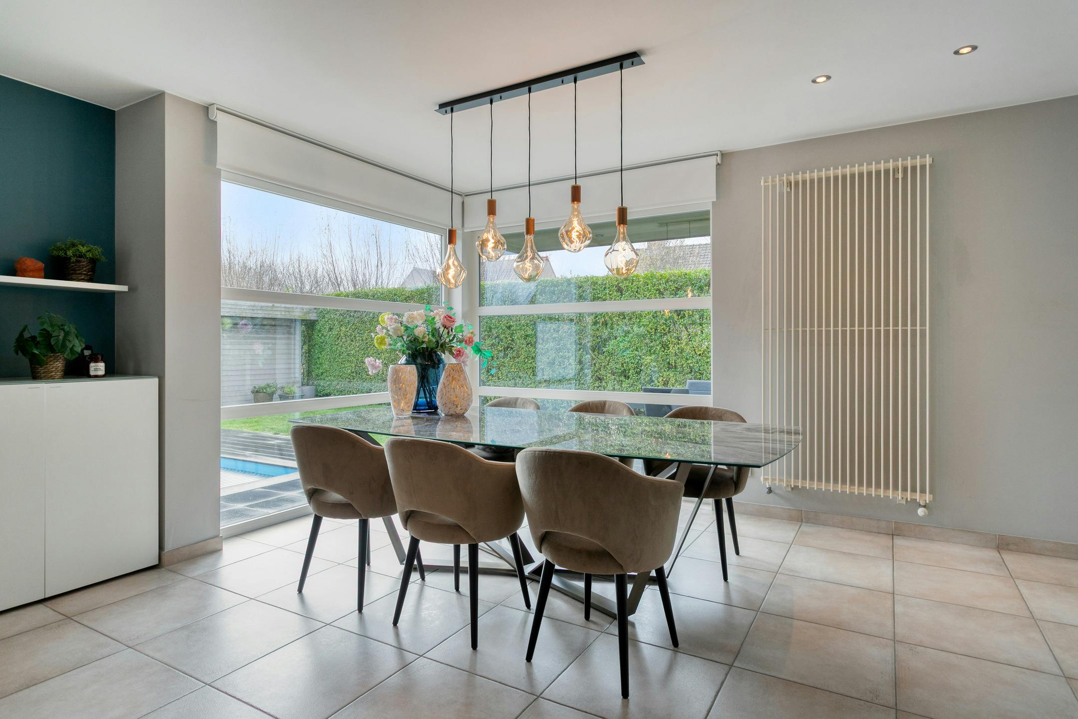 Instapklaar huis met 4 slaapkamers en zwembad in Koolkerke foto 5