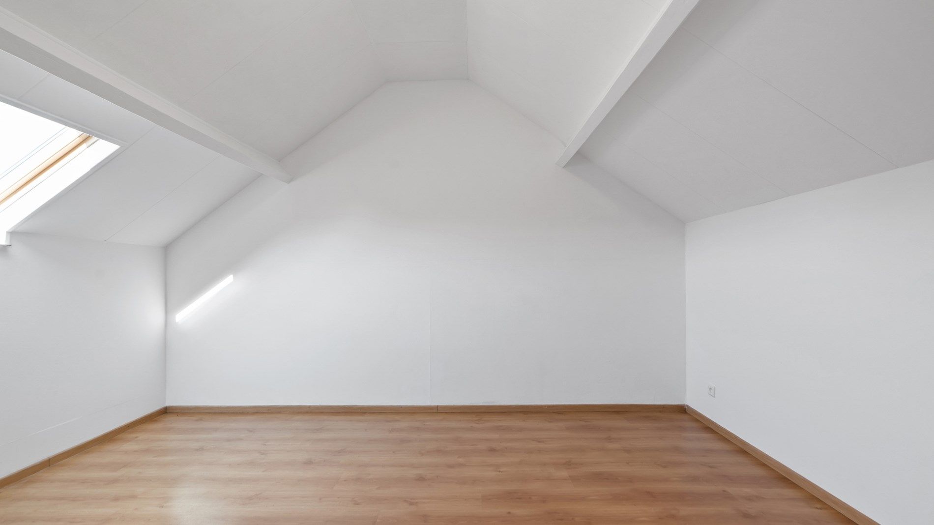 Woning in groene omgeving op minder dan 9 km van Maastricht! foto 11