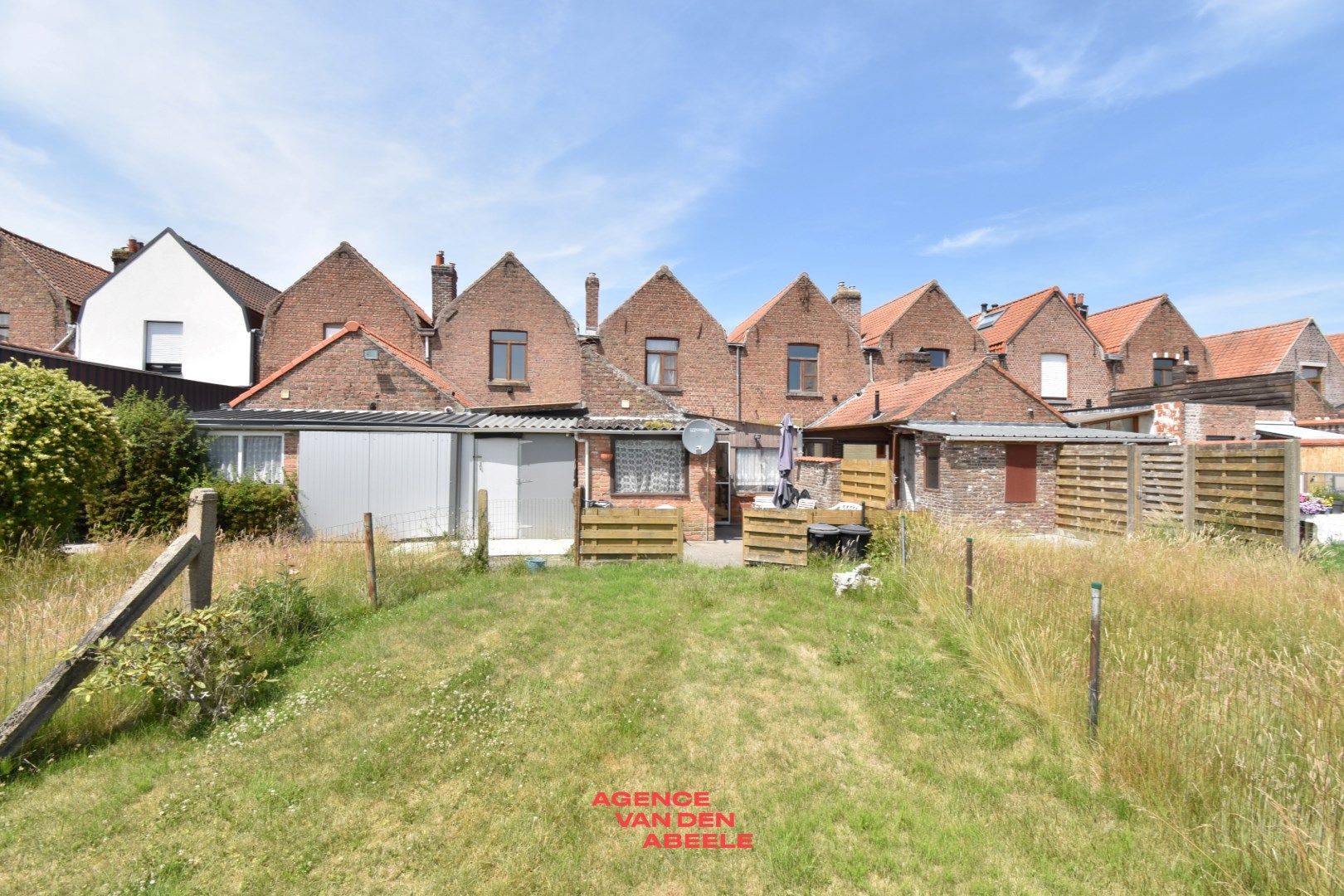 Te renoveren woning met 2 slaapkamers en fantastische tuin  foto 18