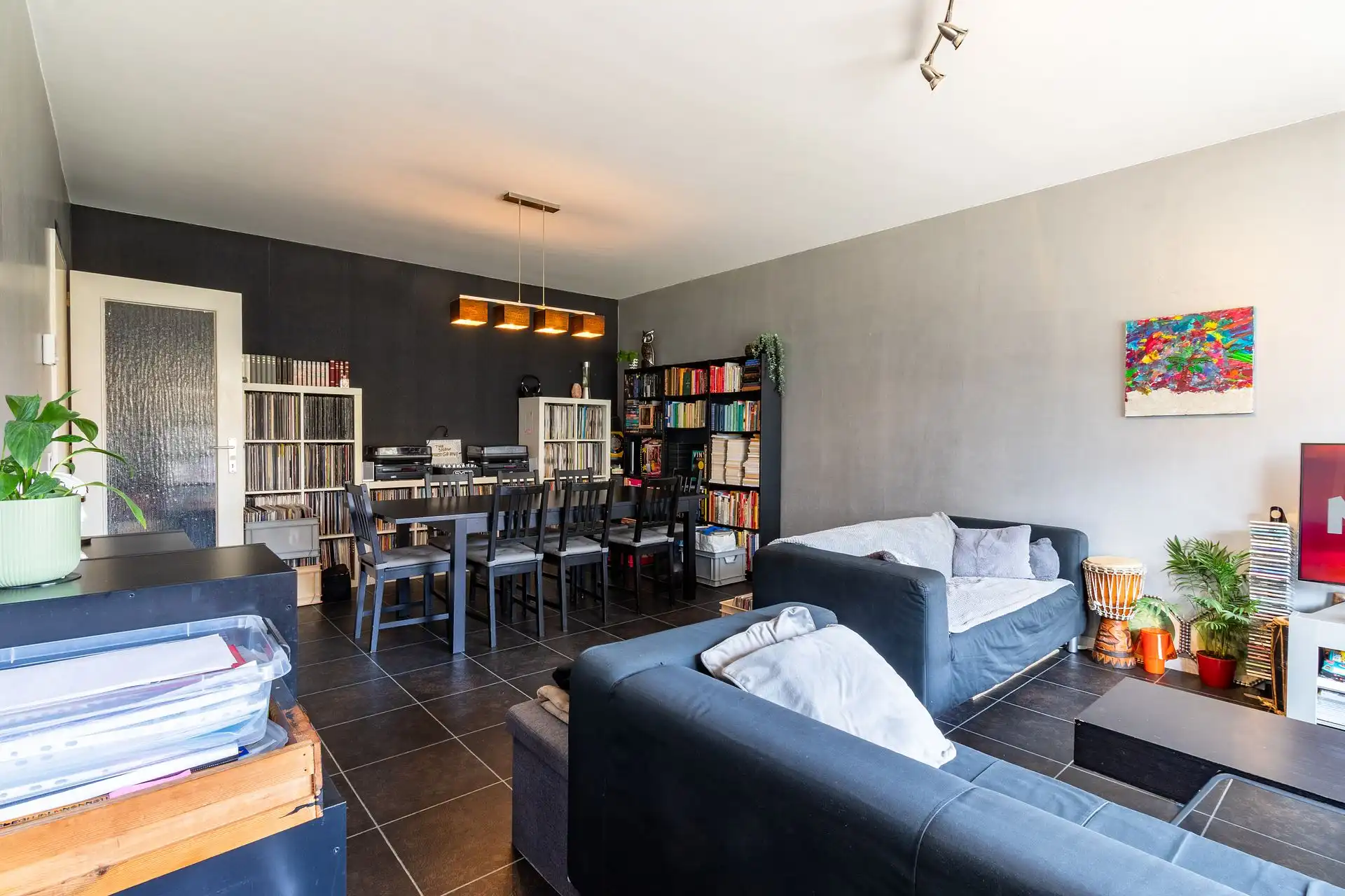 Praktisch appartement met garagebox en twee terrassen foto 3