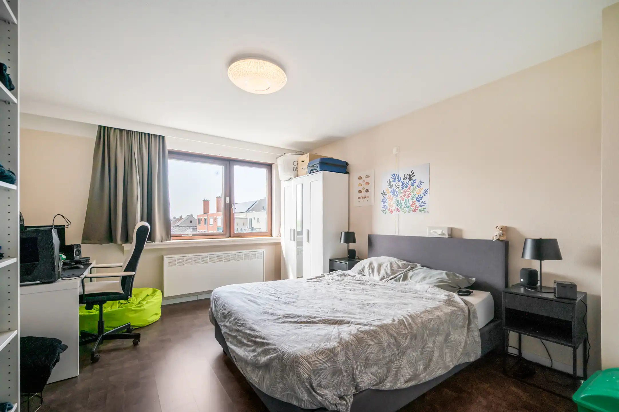 Ruim 3-slpk. duplex-appartement met garage, groot, zonnig terras en ruime bergzolder foto 9