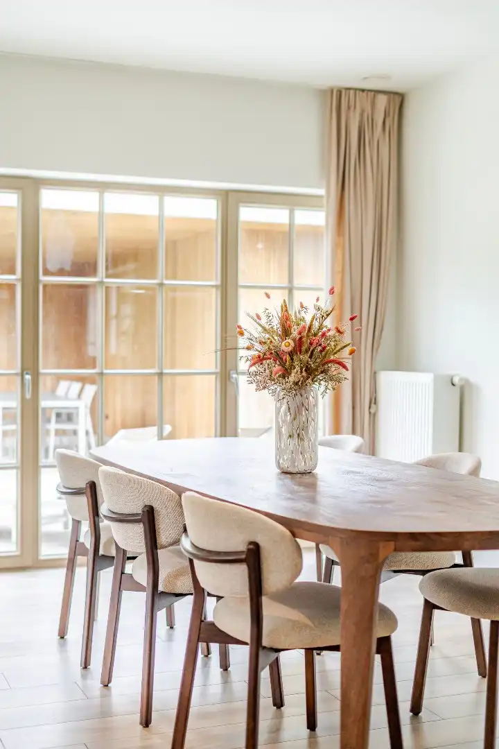 Exclusief gerenoveerde vrijstaande villa in rustige en residentiële omgeving foto 9