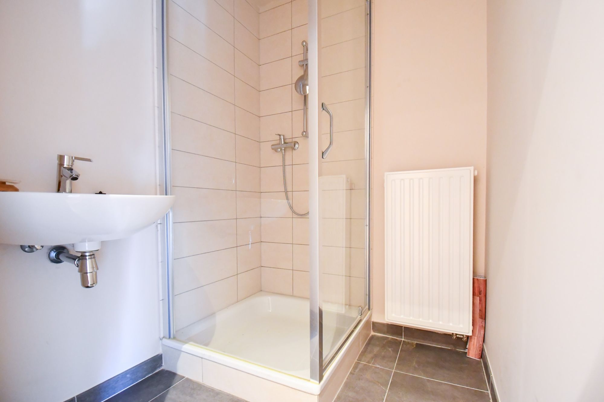 | BEZOEKMOMENT ZAT 28/06 - 11u - 12u30 | Ruime energiezuinige woning met 4 SLPKS, tuin en garage in het centrum van Klemskerke foto 21