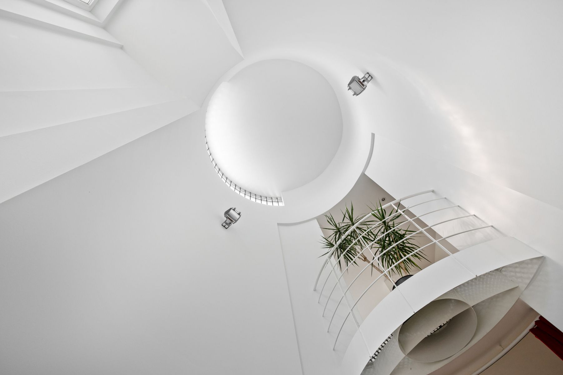Moderne en energiezuinige villa op ca. 2.035 m². foto 26