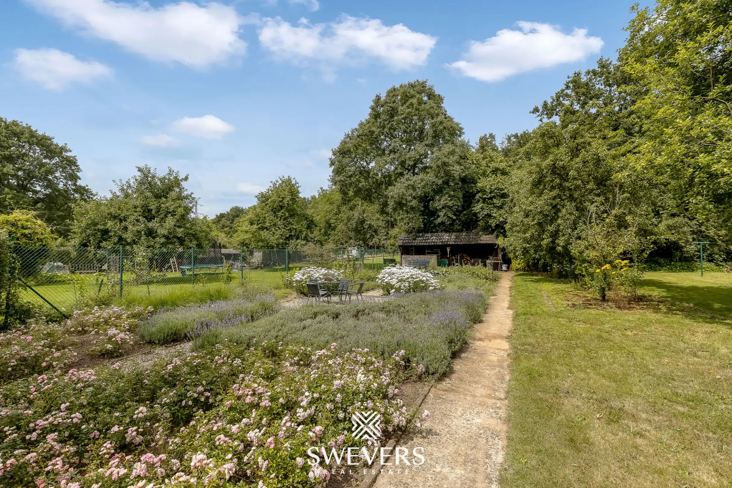 Unieke en charmante woning op wondermooi perceel van 20a 81ca nabij het centrum van Zolder foto 36
