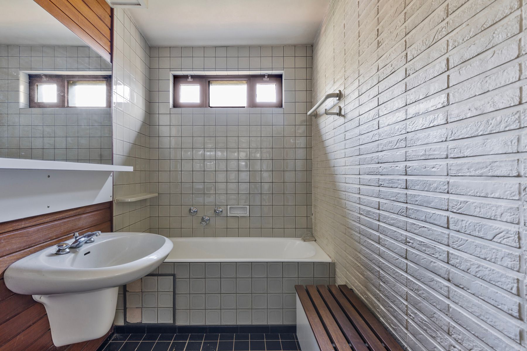 Te renoveren architecturale villa op ruim perceel van 18are foto 21