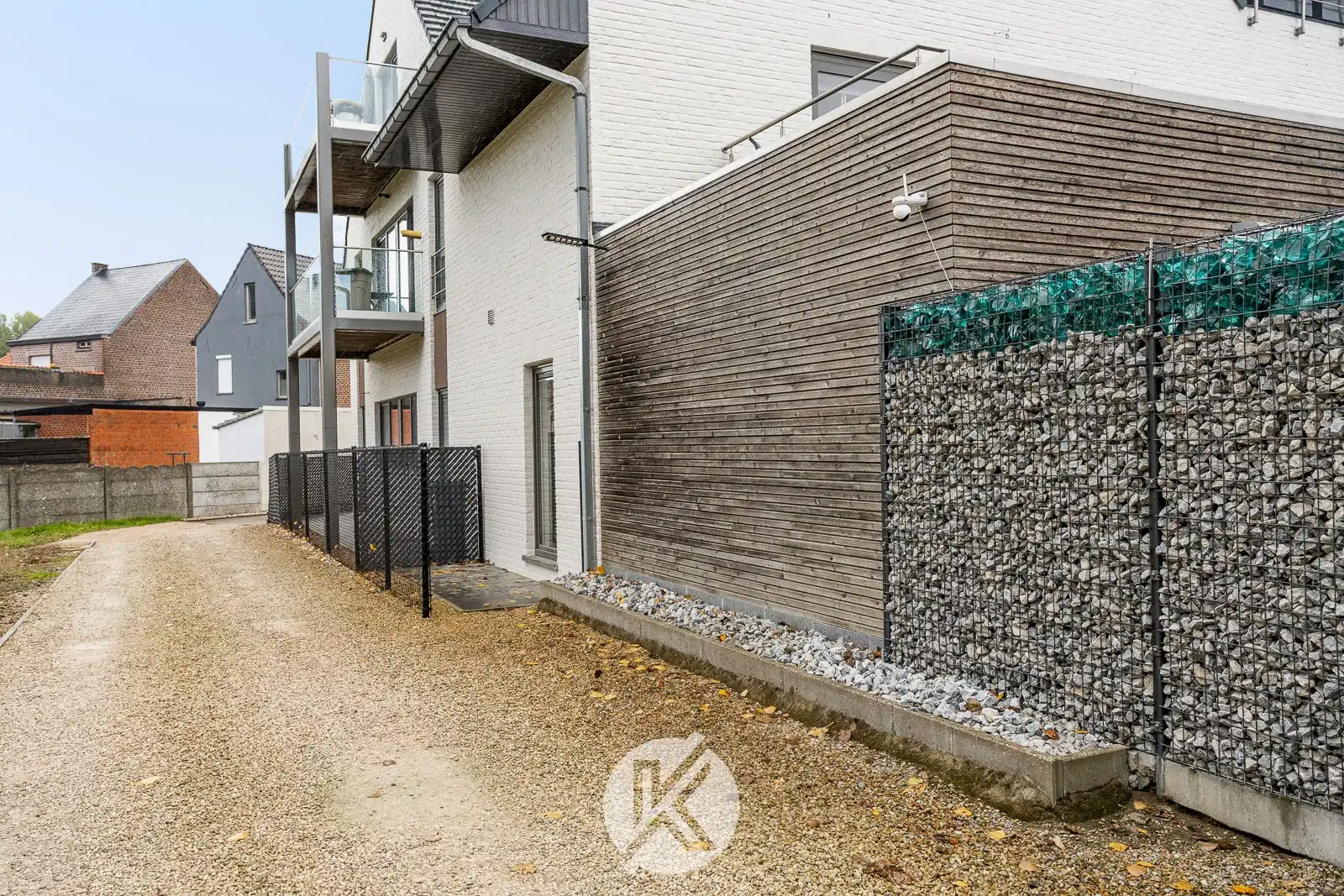 Stijlvol appartement met 2 garages foto 25