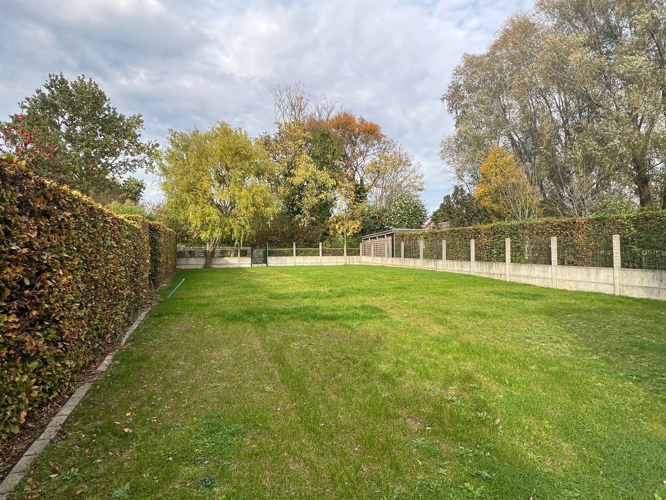 Volledig gerenoveerde woning met 3 slaapkamers en garage foto 14