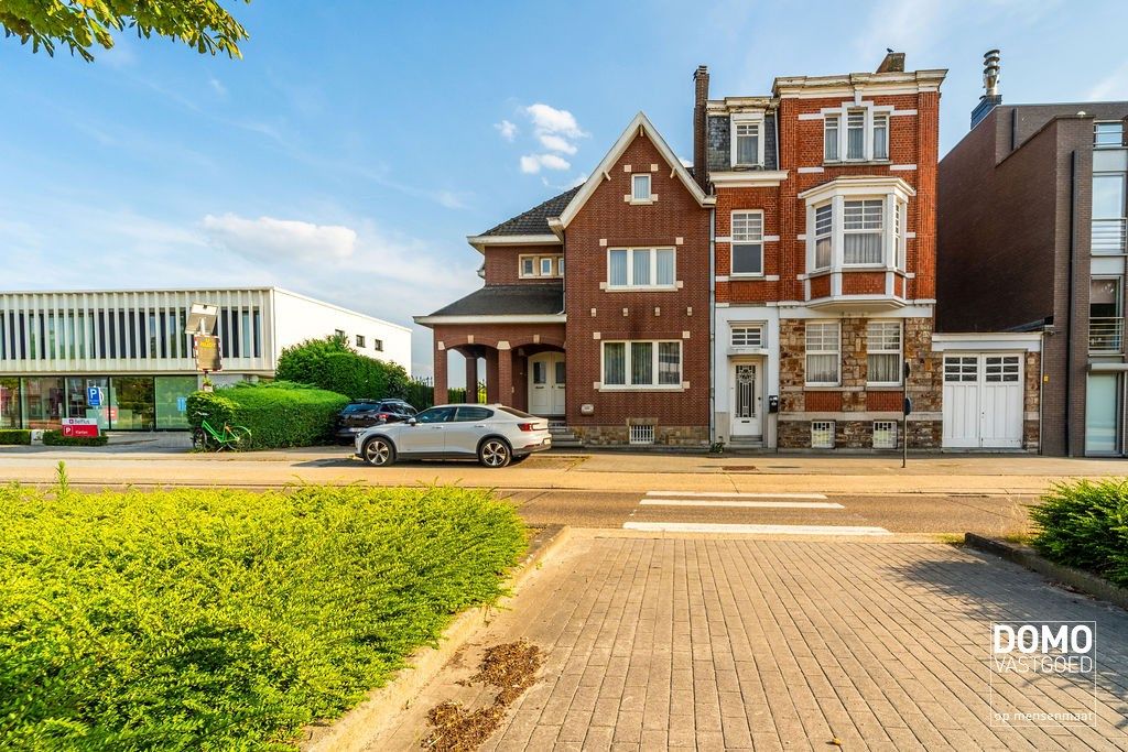 Karaktervolle woning - ruim, zonnig en centraal gelegen. Begint jouw nieuwe thuis hier? foto 37