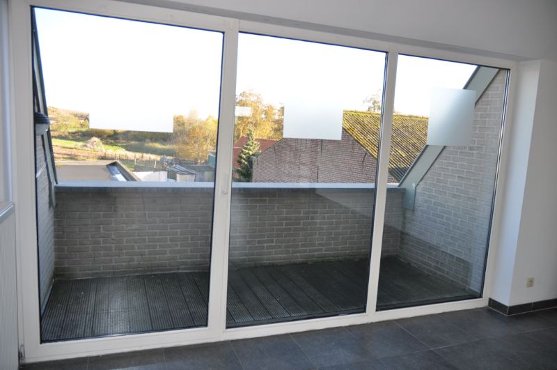 Zonnig duplexappartement met terras voor- en achteraan. foto 7