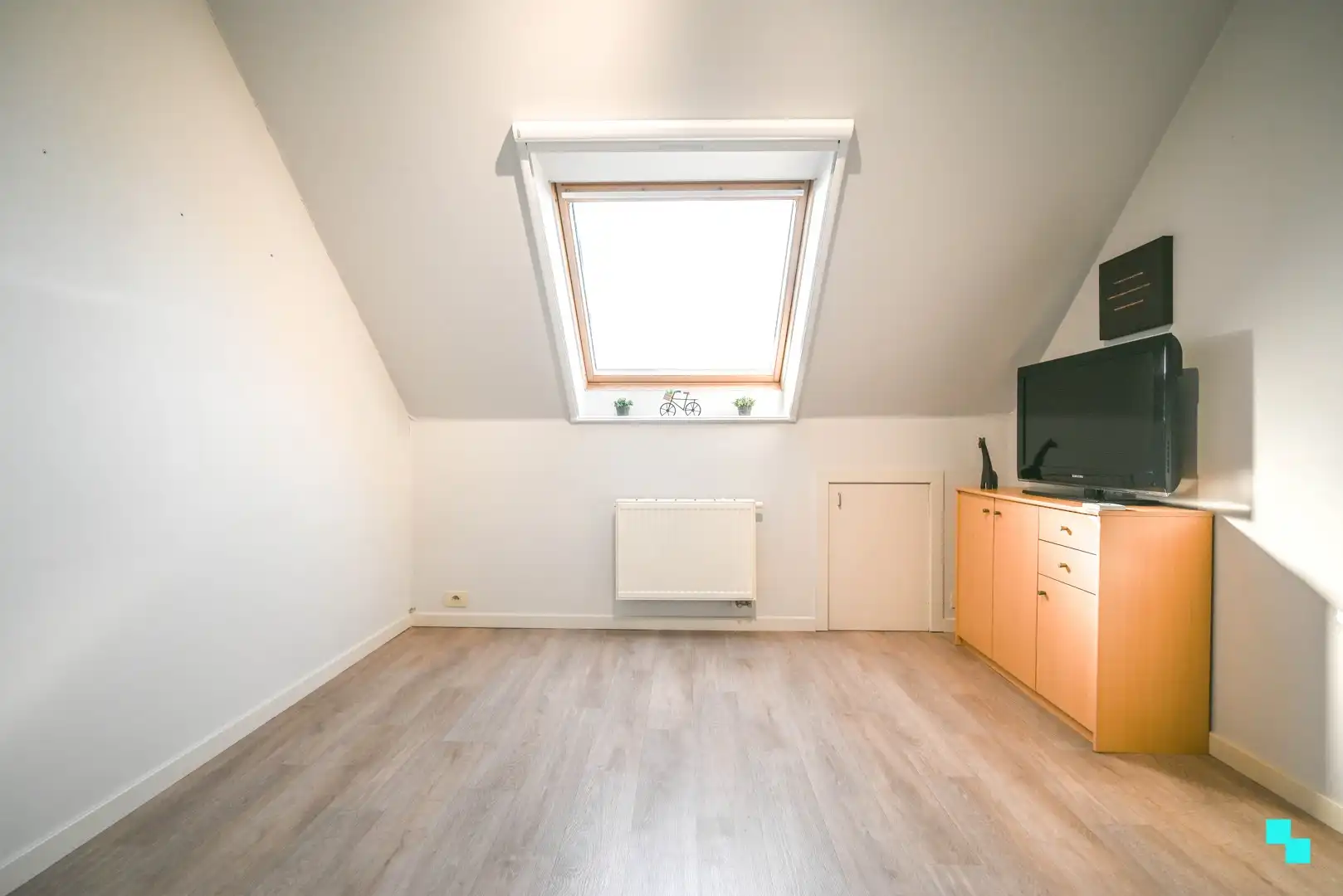 Riant, instapklaar appartement te Kortrijk foto 20