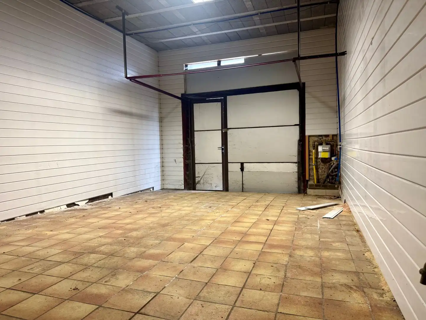 Opslagruimte te huur in Deerlijk! foto 8