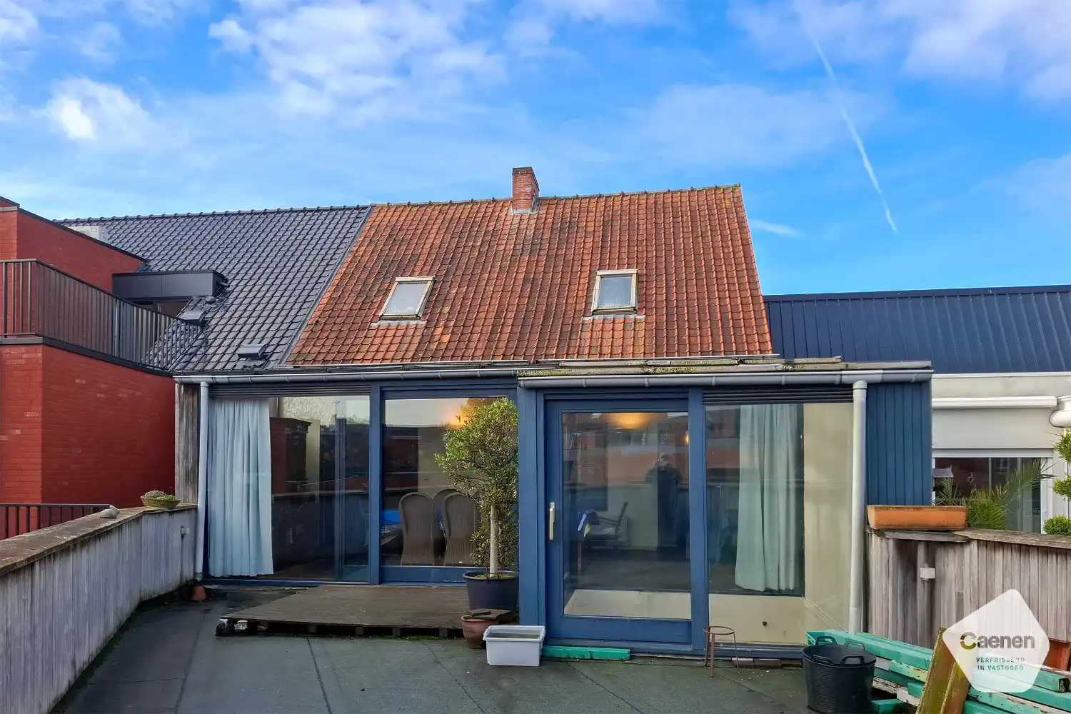 Handelshuis met woonst foto 19