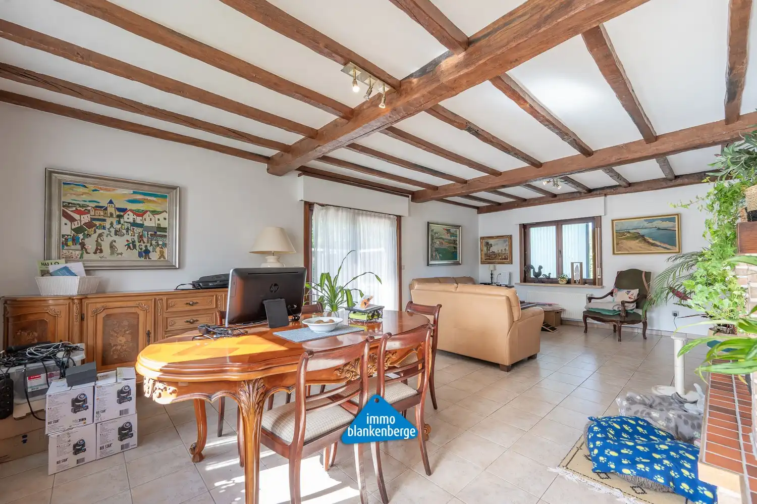 Gezellige Villa met Twee Slaapkamers en Grote Tuin foto 3