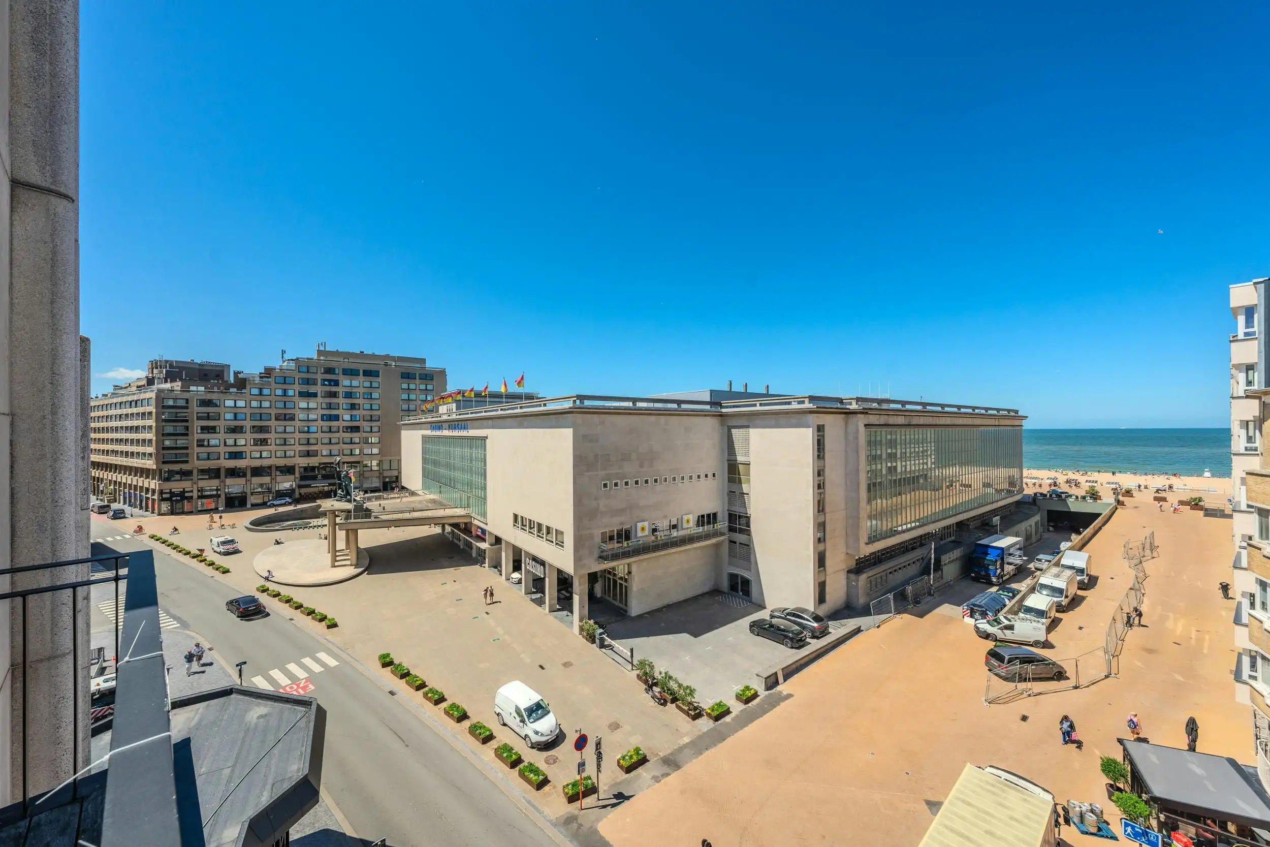 Magnifiek appartement met terras en zeezicht te Oostende foto 3