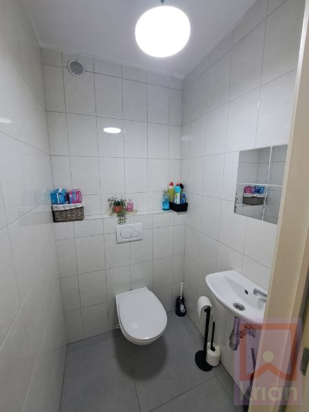 PRACHTIGE RECENTE DUPLEX 3 SLPK MET GARAGE foto 12