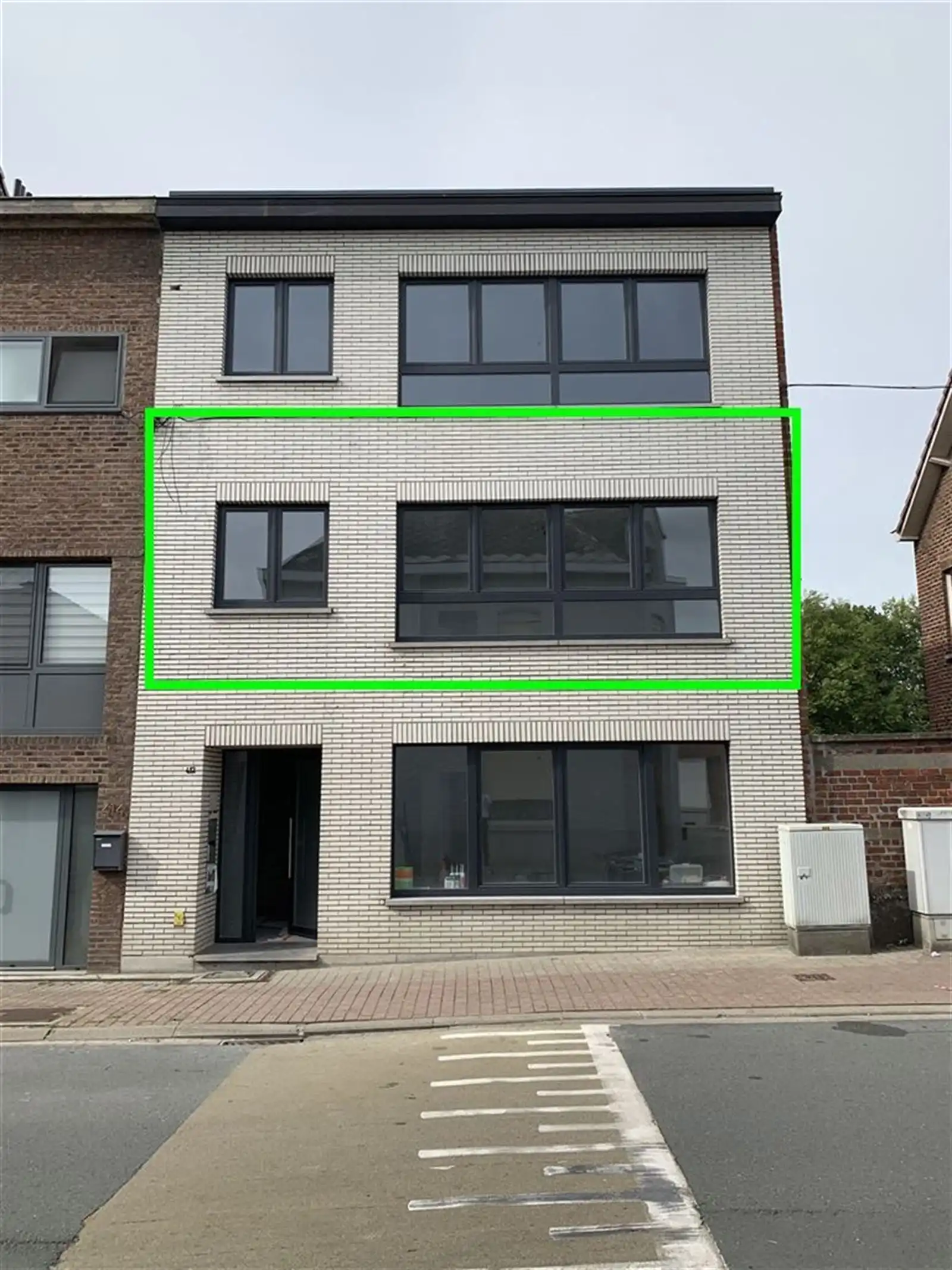 Appartement op de 1ste verdieping met 2 slaapkamers foto {{pictureIndex}}