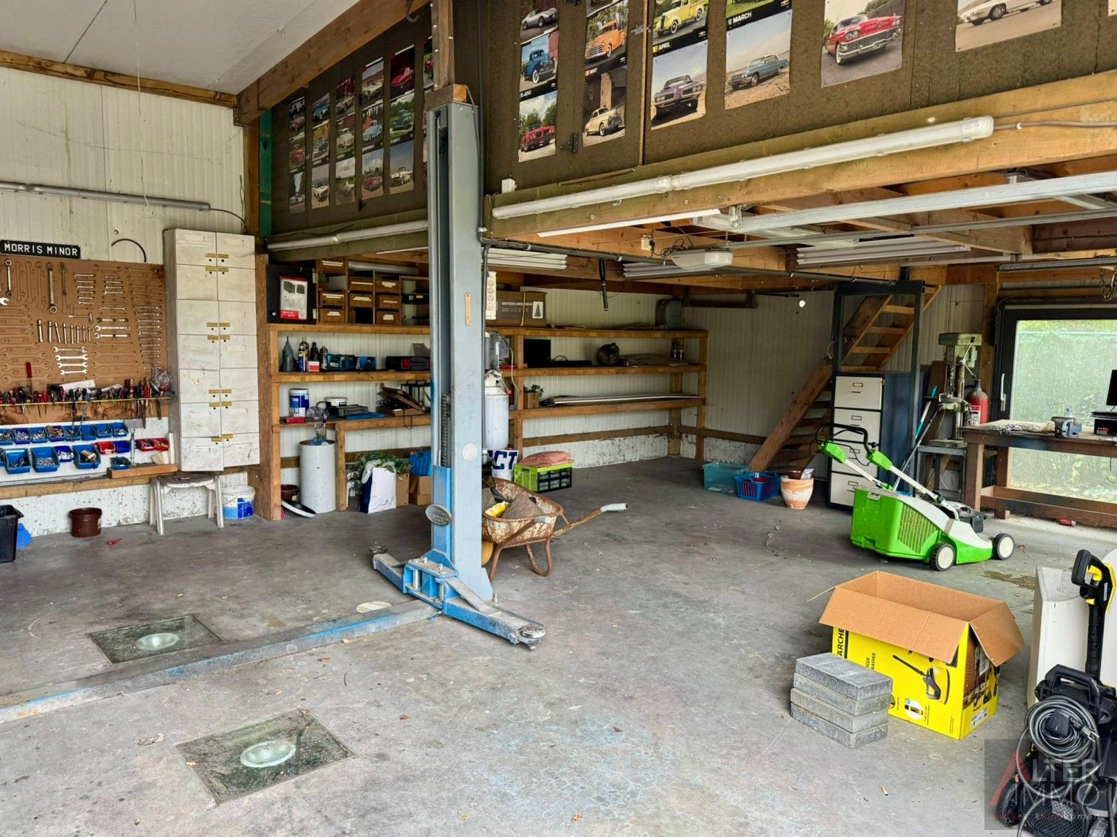 Halfvrijstaande woning, 3 slaapkamers op perceel van 8a 46ca met ruime loods en 3 garages! foto 18