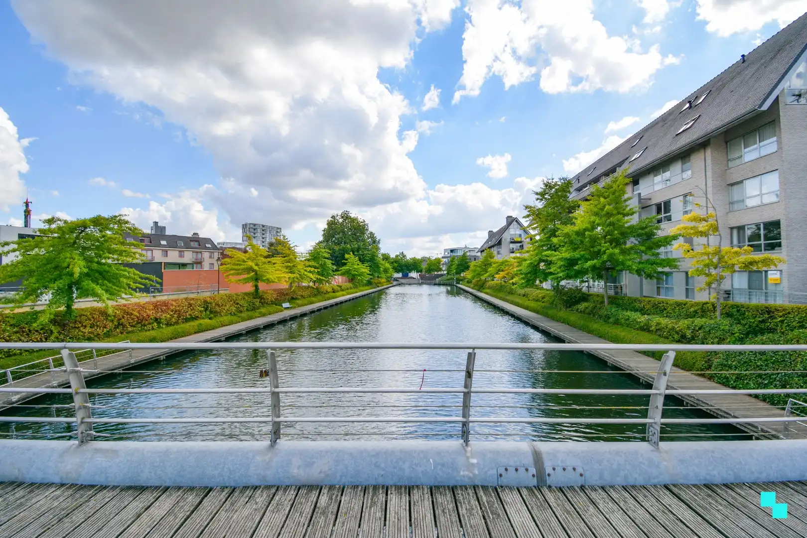 UItzonderlijk ruim appartement aan het water te Roeselare! foto 34