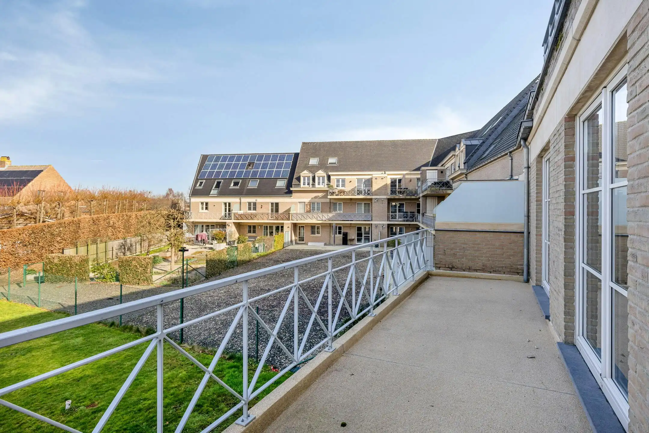 Gerenoveerd appartement te koop Beernem met 2 slaapkamers foto 4