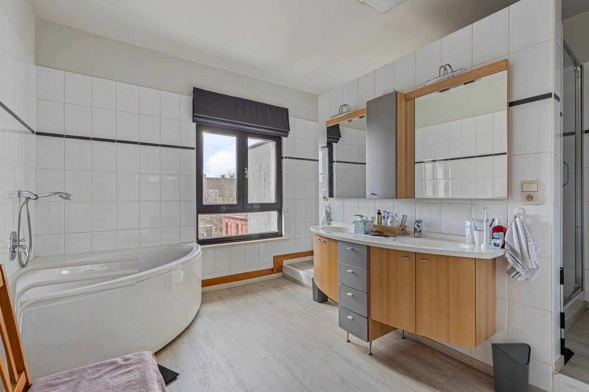 Authentieke burgerwoning aan het Rommelwaterpark met 5 slaapkamers, centrum Gent. foto 16