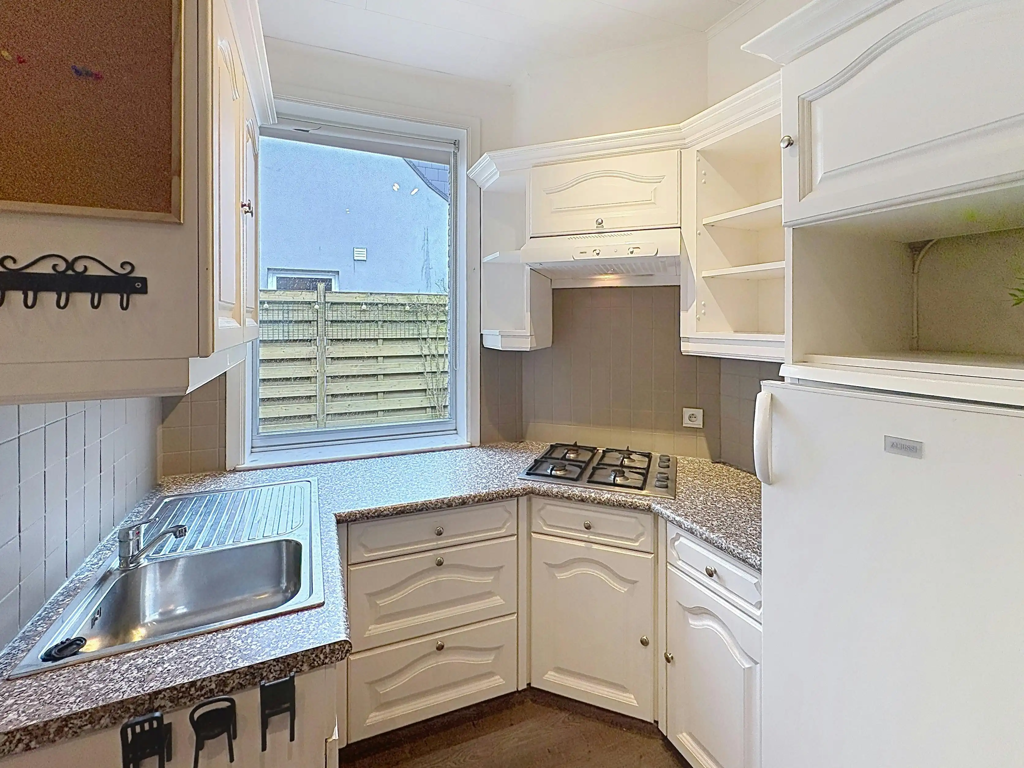 Woning met 2 slaapkamers te koop in Baasrode foto 3