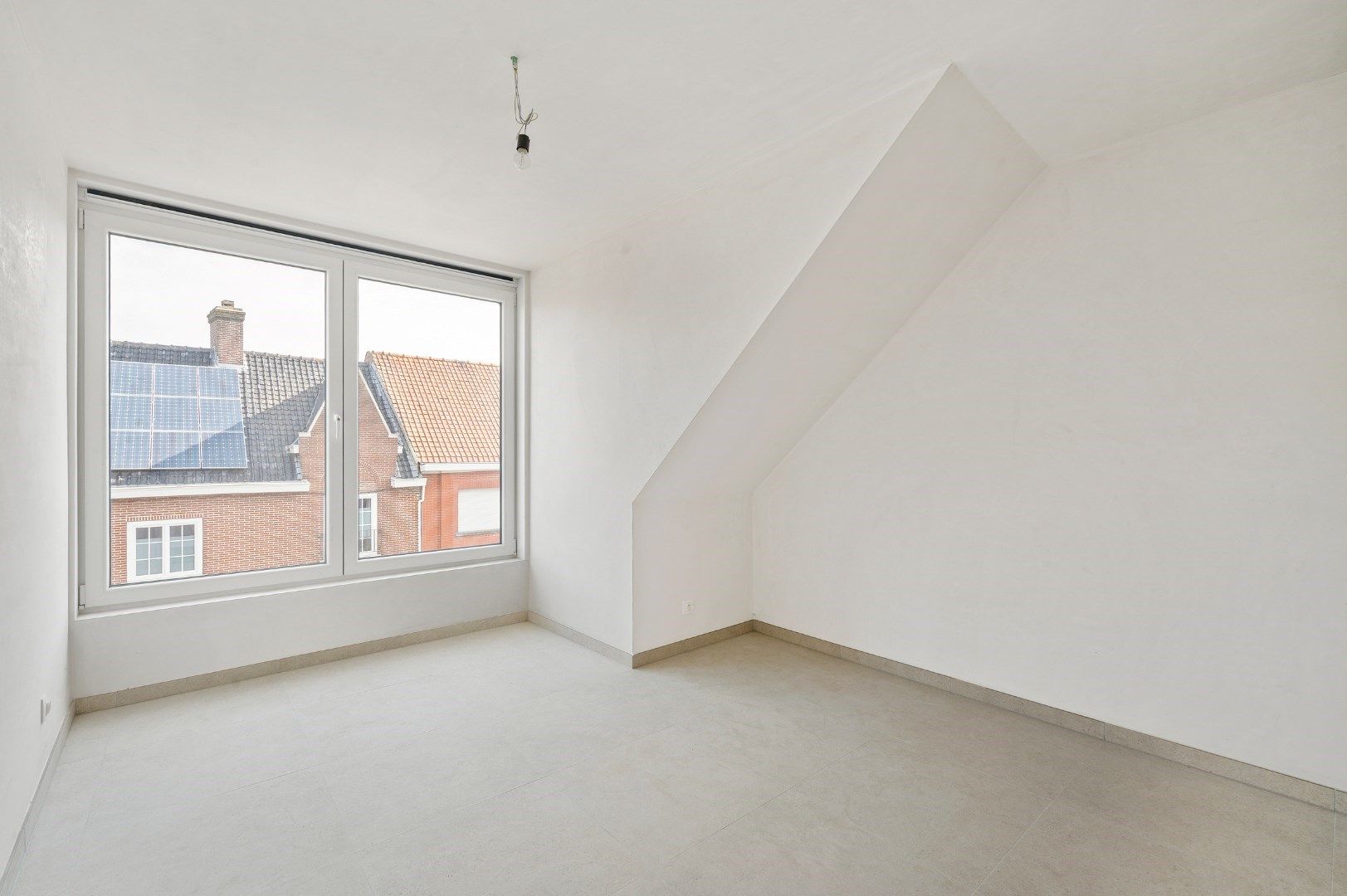 DUPLEX NIEUWBOUWAPPARTEMENT MET 2 SLPKS EN RUIM TERRAS TE GELUWE foto 16