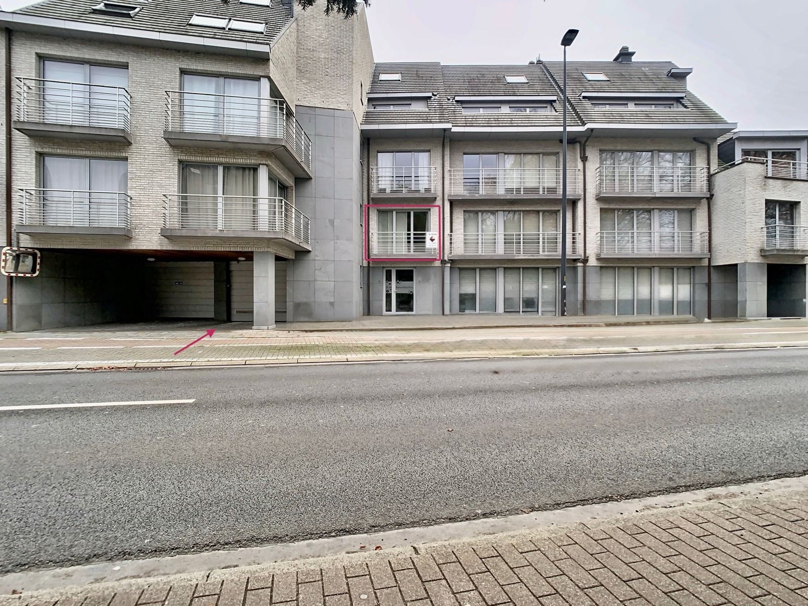 Prachtig appartement met groen uitzicht, 1 SLPK + garage! foto {{pictureIndex}}