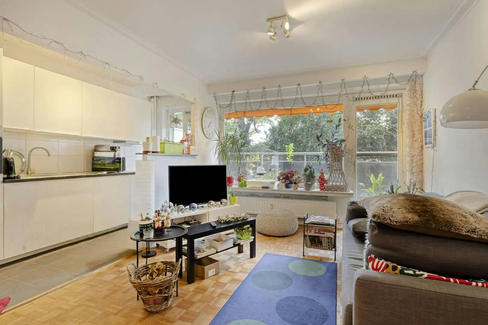 Lichtrijk appartement met ruim terras te koop in Berchem foto 4