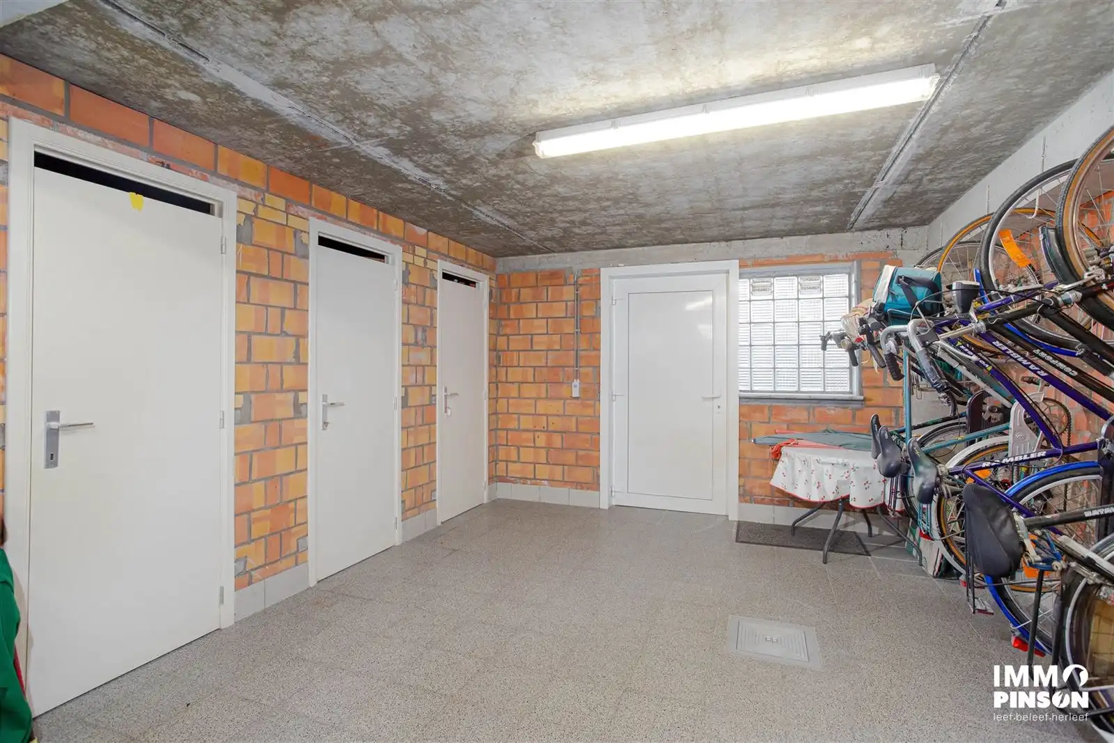 Ruim duplex appartement met berging en garage foto 15
