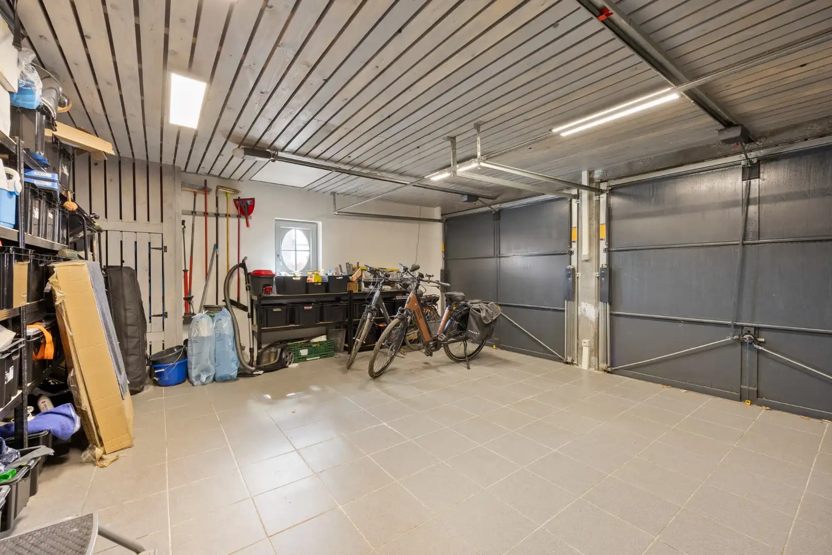 Landelijke woning met 3 slpks en poolhouse, rustig gelegen op 780 m² te Beverlo ! foto 18